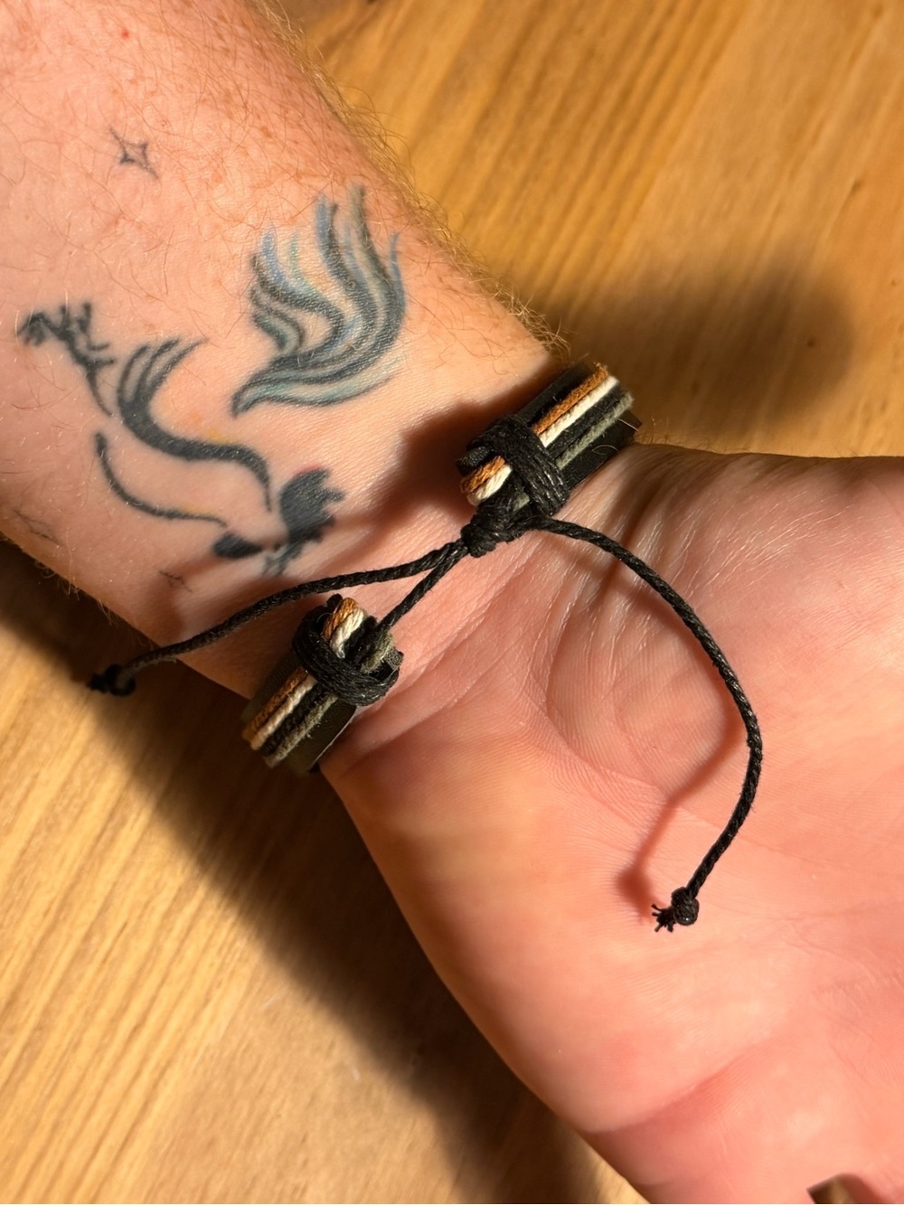 Mens Black Multi-Stripe Leather Cord Bracelet NWOT - Picture 2 of 3